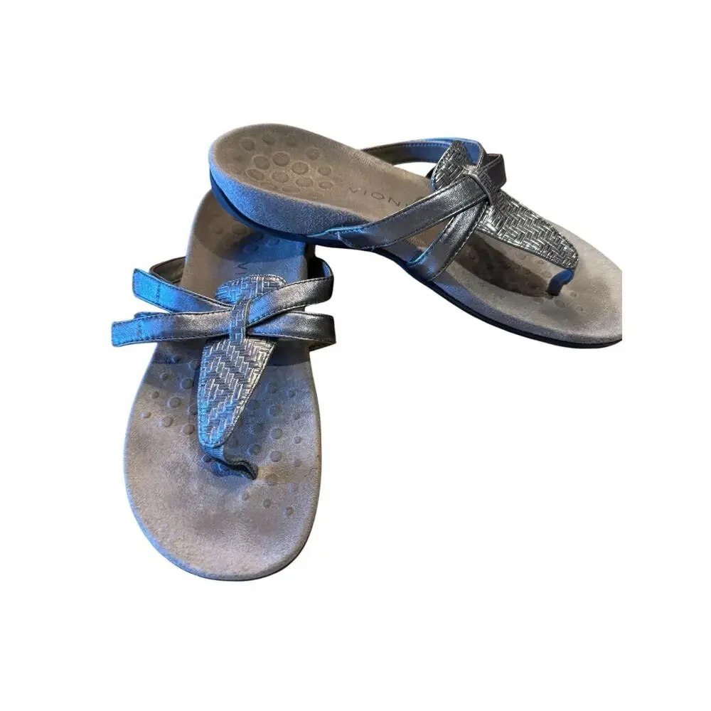 Vionic Karley Metallic Grip Closure Sandals in a Women’s Size 8